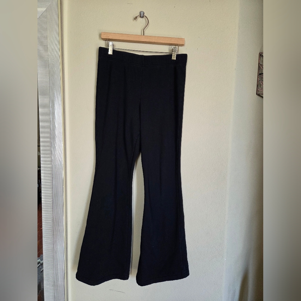 Old Navy Fleece Lined Flared Leggings Cozy Athleisure